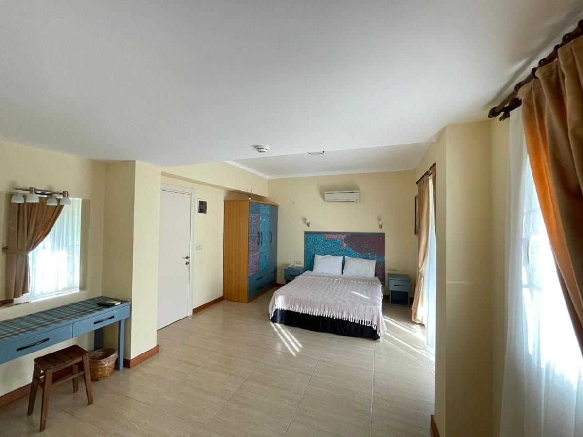 Hotel Dalos Gocek  Bagian luar foto